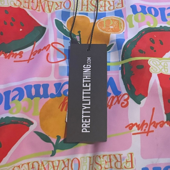 Pretty Little Thing Multi Contrast Fruit Print Scoop Neck Ruched Swimsuit US 4 - Picture 6 of 7